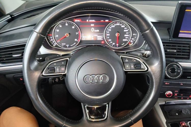 Used Audi A6 2017 Avant 40 TFSI Sport Edition Steering Wheel