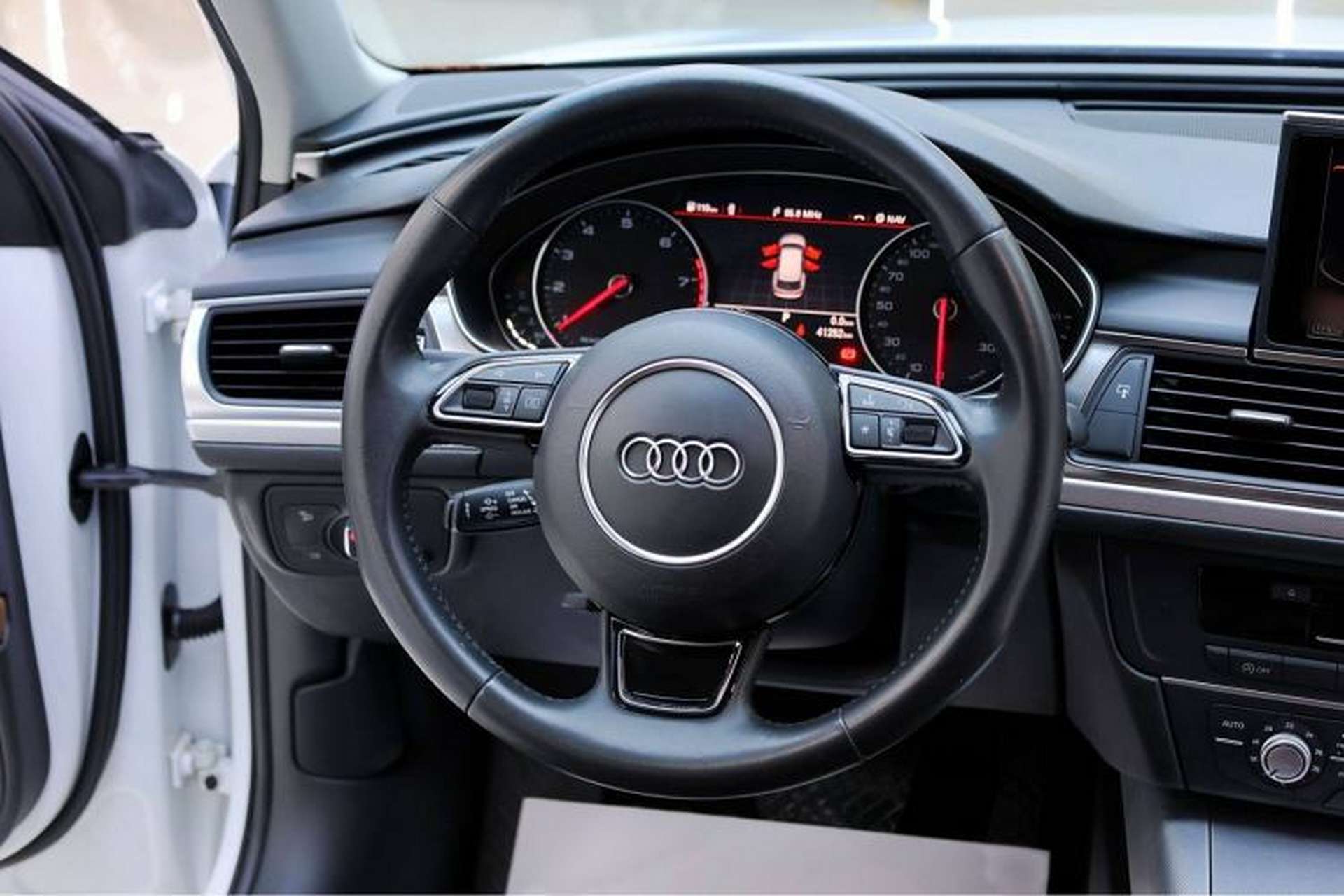 Used Audi A6 2017 Avant 35 TFSI Fashion Model Steering Wheel