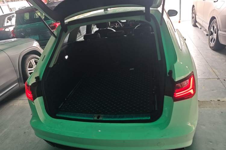 Used Audi A6 2017 Avant 35 TFSI Fashion Model Trunk