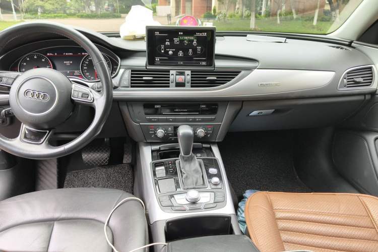 Used Audi A6 2018 3.0T allroad quattro Audio And AC Panel