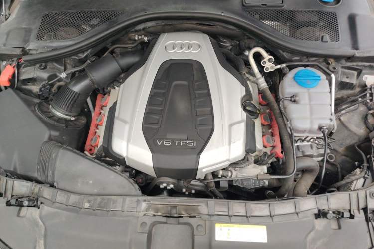 Used Audi A6 2018 3.0T allroad quattro Engine Bay