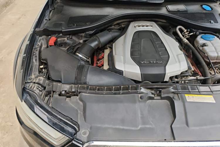 Used Audi A6 2018 3.0T allroad quattro Engine Bay Right