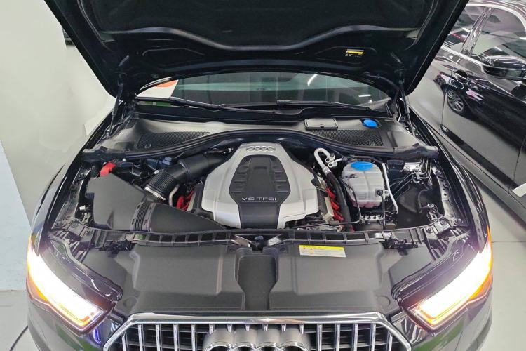Used Audi A6 2018 3.0T allroad quattro Engine Bay