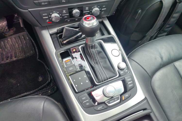 Used Audi A6 2018 3.0T allroad quattro Gear Lever