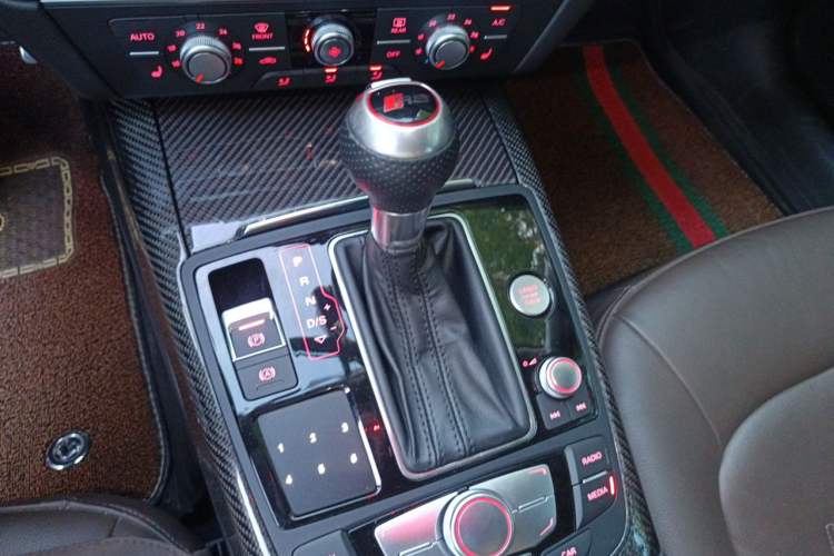 Used Audi A6 2018 3.0T allroad quattro Gear Lever