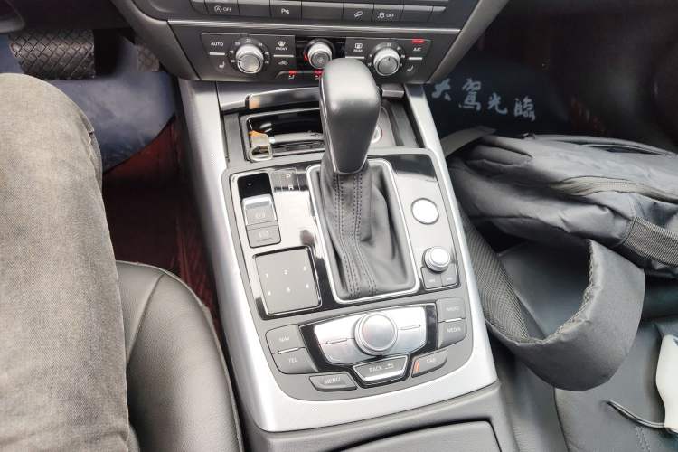 Used Audi A6 2018 3.0T allroad quattro Gear Lever