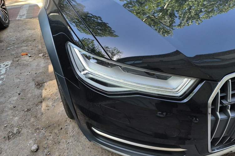 Used Audi A6 2018 3.0T allroad quattro Right Front Headlight
