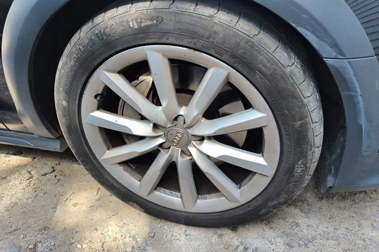 Used Audi A6 2018 3.0T allroad quattro Right Front Wheel Hub
