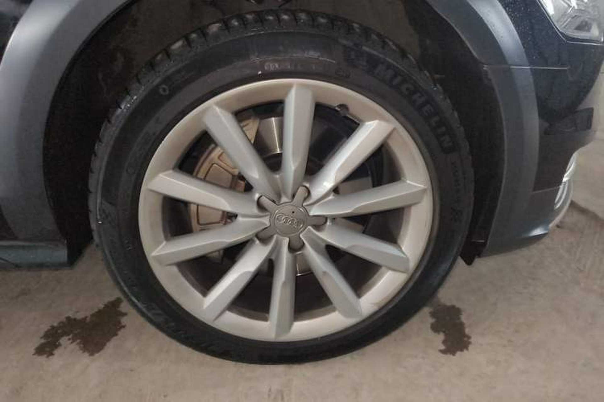 Used Audi A6 2018 3.0T allroad quattro Right Front Wheel Hub