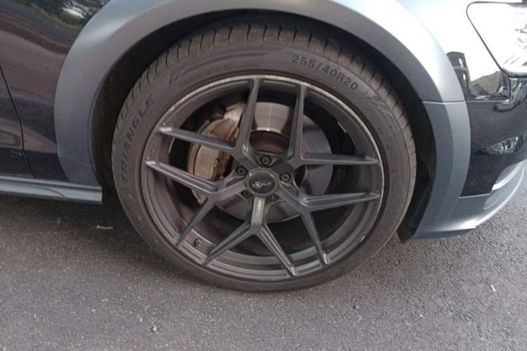 Used Audi A6 2018 3.0T allroad quattro Right Front Wheel Hub