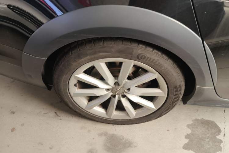 Used Audi A6 2018 3.0T allroad quattro Right Rear Wheel Hub