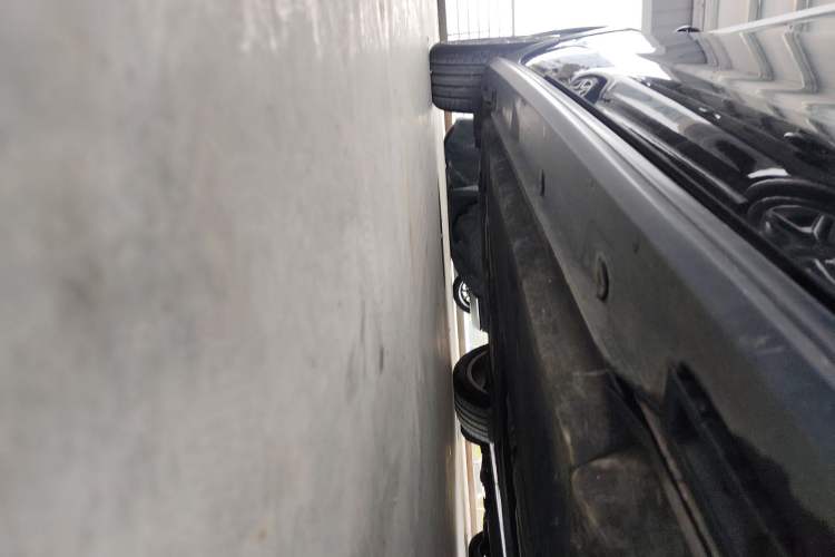 Used Audi A6 2018 3.0T allroad quattro Right Side Sill