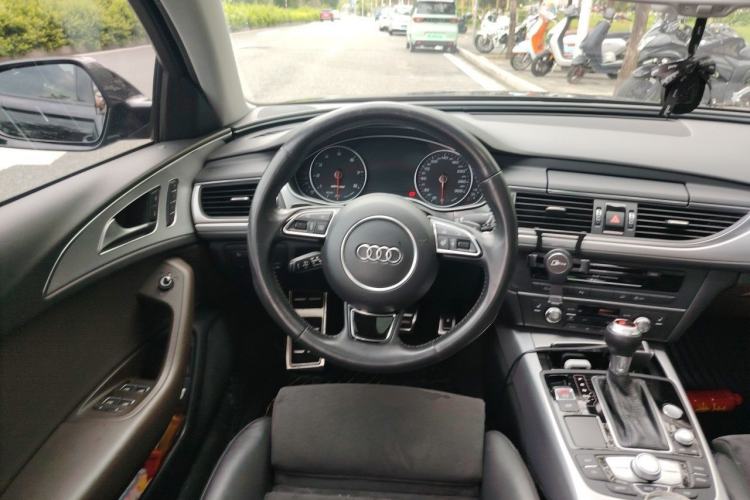 Used Audi A6 2018 3.0T allroad quattro Steering Wheel
