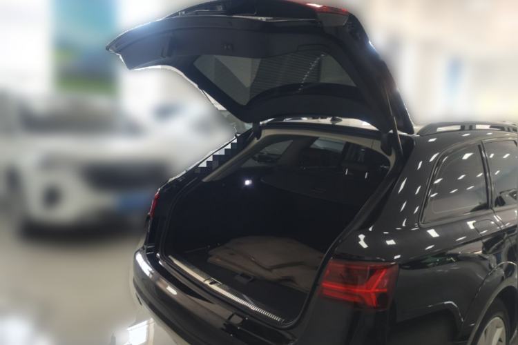 Used Audi A6  Trunk