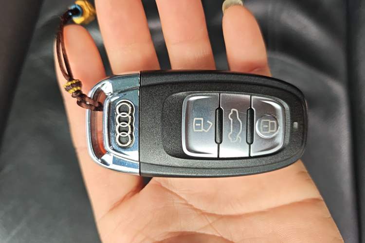 Used Audi A6 2018 3.0T allroad quattro Vehicle Key