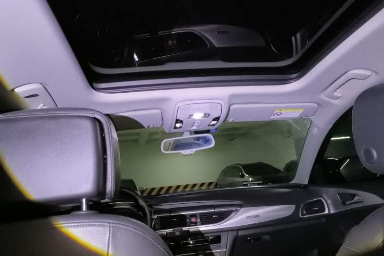 Used Audi A6 2018 3.0T allroad quattro Headliner