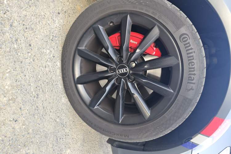 Used Audi A6 2018 3.0T allroad quattro Right Front Wheel Hub