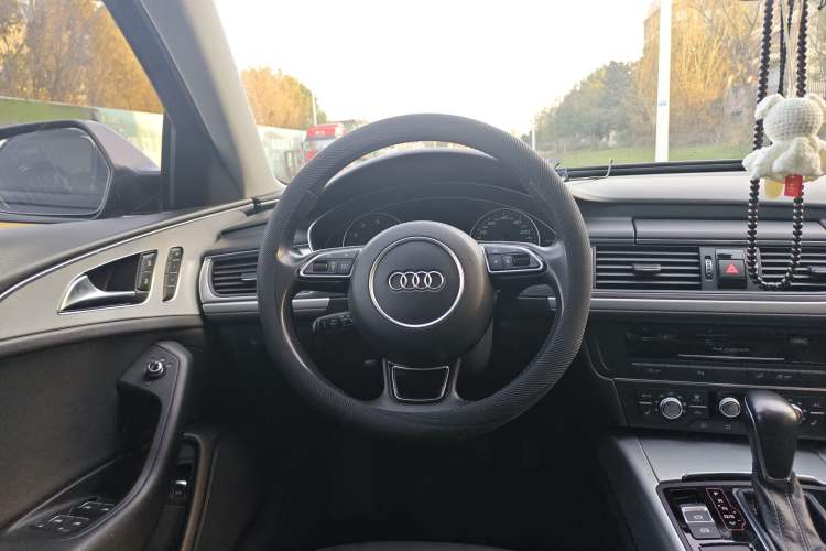 Used Audi A6 2018 3.0T allroad quattro Steering Wheel