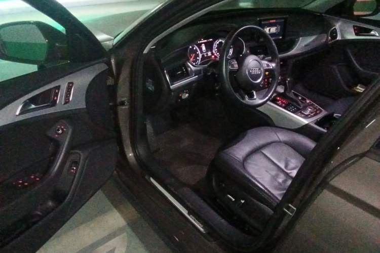 Used Audi A6 2018 3.0T allroad quattro Driver Seat