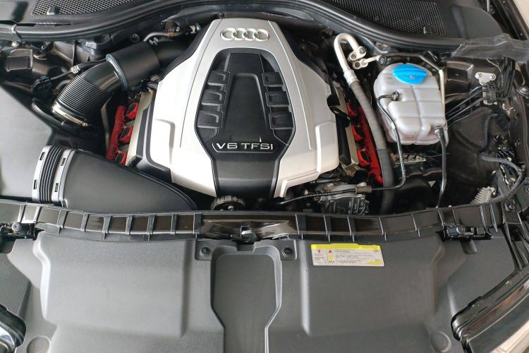Used Audi A6 2018 3.0T allroad quattro Engine Bay