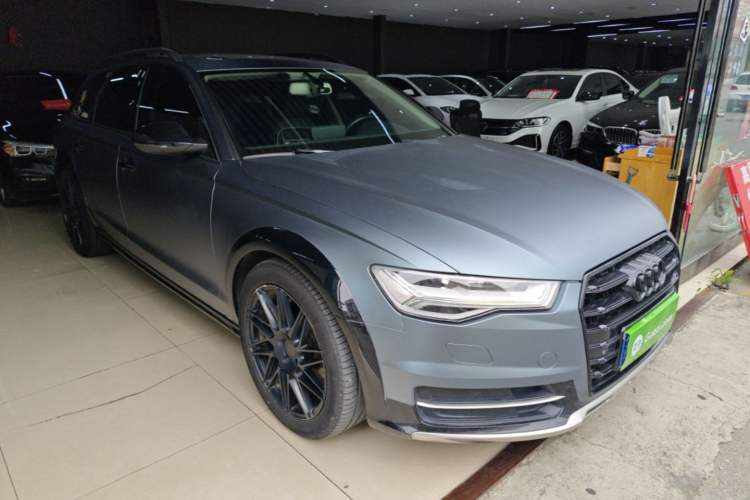 Used Audi A6 2018 3.0T allroad quattro Front Right 45 Deg