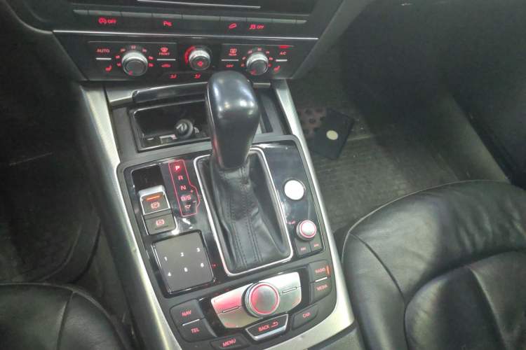 Used Audi A6 2018 3.0T allroad quattro Gear Lever