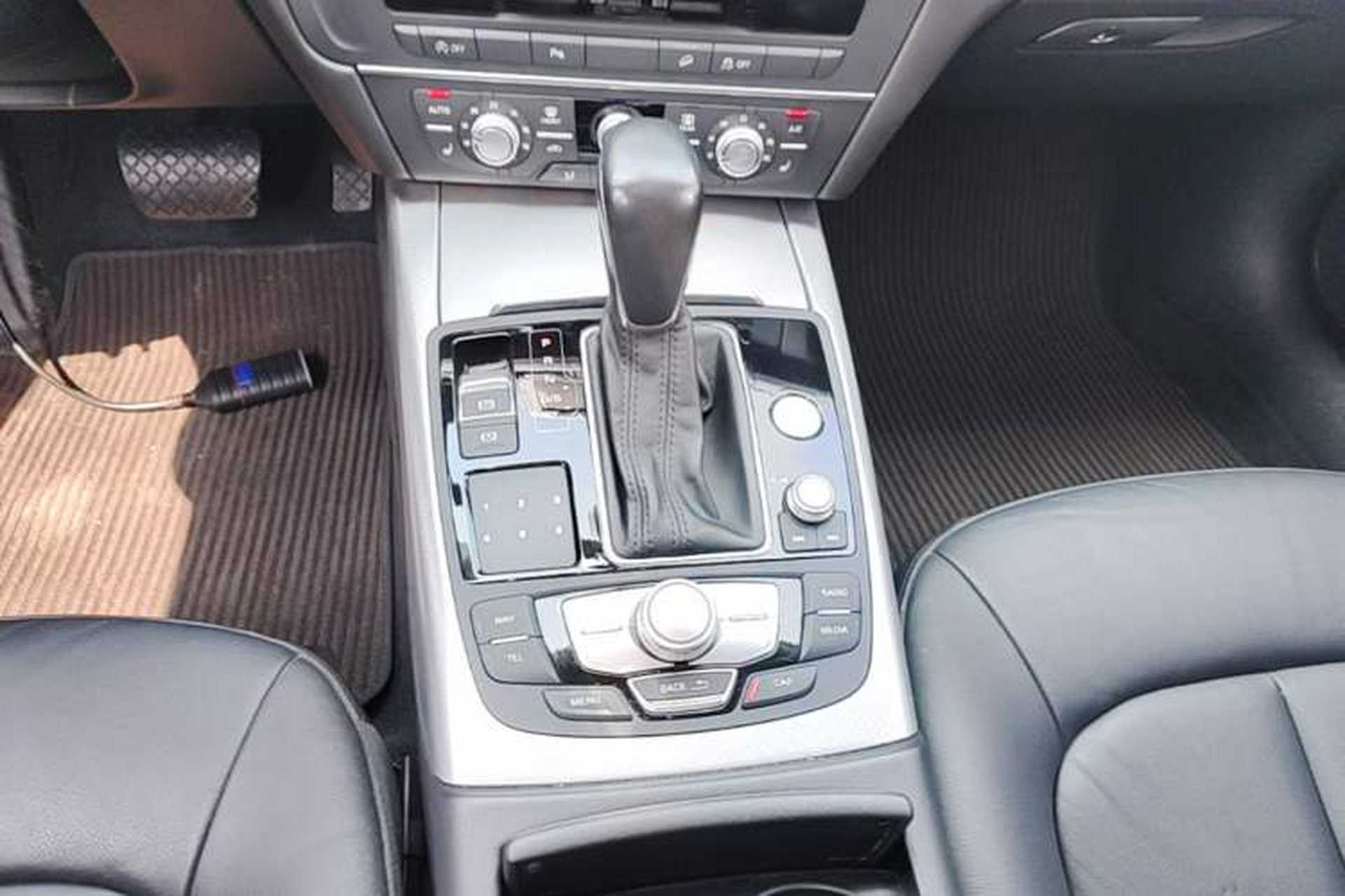 Used Audi A6 2018 3.0T allroad quattro Gear Lever