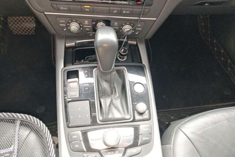 Used Audi A6 2018 3.0T allroad quattro Gear Lever