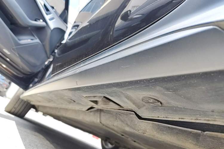 Used Audi A6 2018 3.0T allroad quattro Left Side Sill