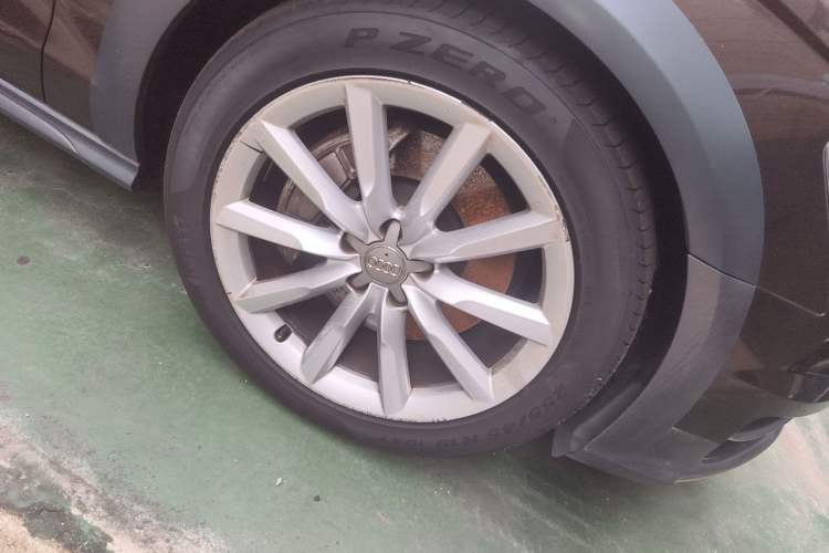Used Audi A6 2018 3.0T allroad quattro Right Front Wheel Hub