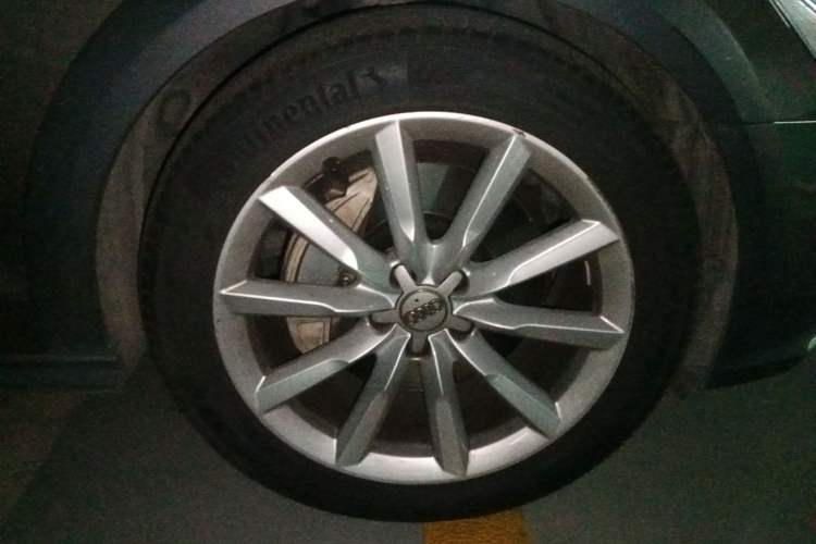 Used Audi A6 2018 3.0T allroad quattro Right Front Wheel Hub