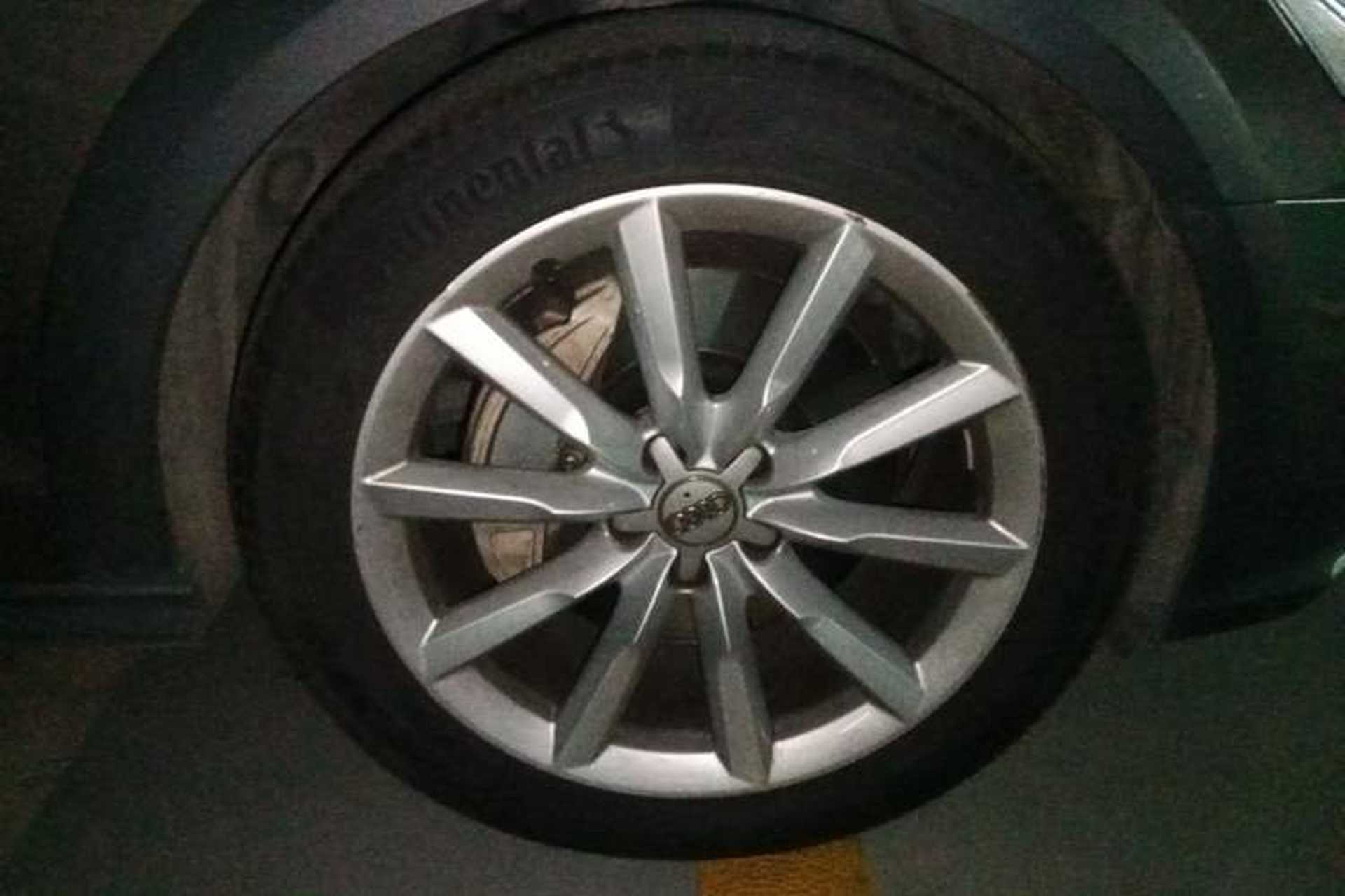 Used Audi A6 2018 3.0T allroad quattro Right Front Wheel Hub