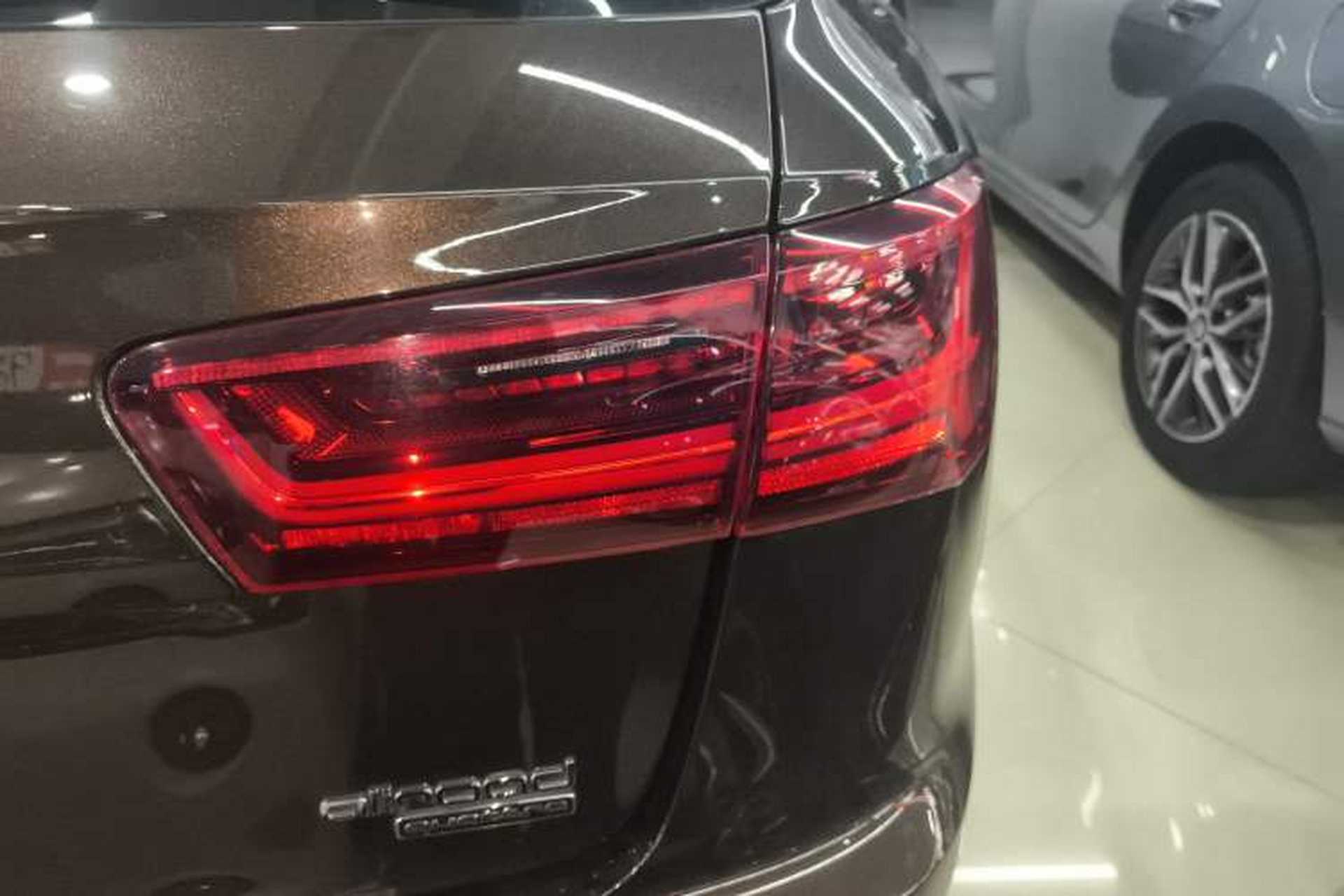 Used Audi A6 2018 3.0T allroad quattro Right Rear Taillight