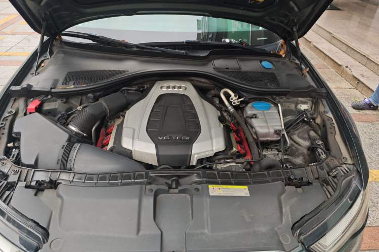 Used Audi A6 2018 3.0T allroad quattro Engine Bay