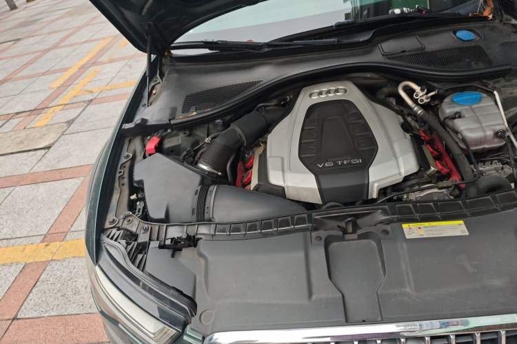 Used Audi A6 2018 3.0T allroad quattro Engine Bay Right