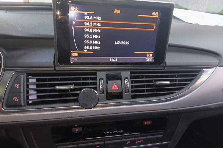 Used Audi A6 2018 3.0T allroad quattro Audio And AC Panel