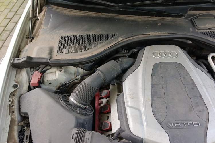 Used Audi A6 2018 3.0T allroad quattro Engine Bay Right