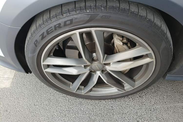 Used Audi A6 2018 3.0T allroad quattro Left Front Wheel Hub