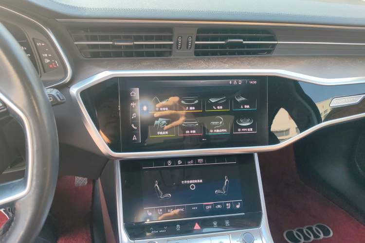 Used Audi A6 2020 allroad quattro Explorer 55 TFSI Prestige Off-Road Model Audio And AC Panel