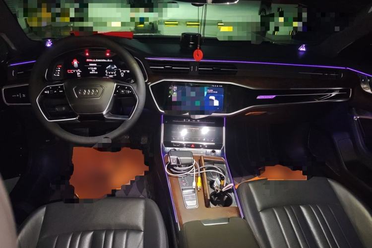 Used Audi A6 2020 allroad quattro Explorer 55 TFSI Prestige Off-Road Model Center Console
