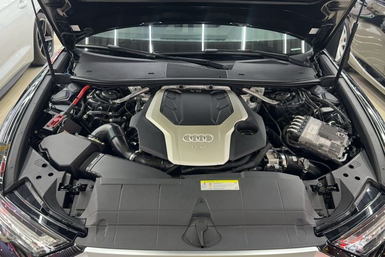 Used Audi A6 2020 allroad quattro Explorer 55 TFSI Prestige Off-Road Model Engine Bay