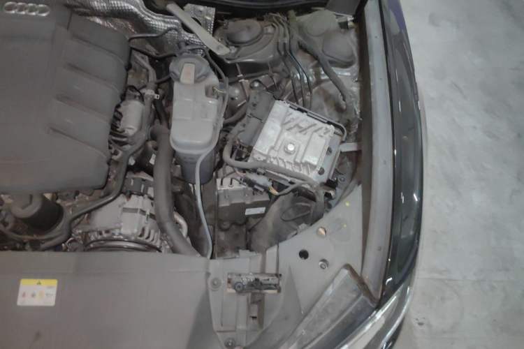 Used Audi A6 2020 Avant Futurist 45 TFSI Prestige Dynamic Edition Engine Bay Left