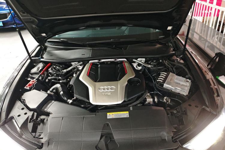 Used Audi A6 2020 allroad quattro Explorer 55 TFSI Prestige Off-Road Model Engine Bay