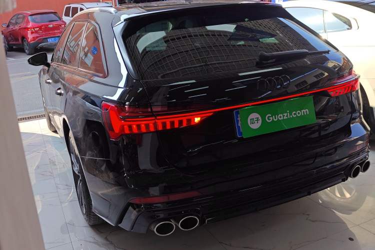 Used Audi A6 2020 Avant Futurist 45 TFSI Prestige Dynamic Edition Exterior 2