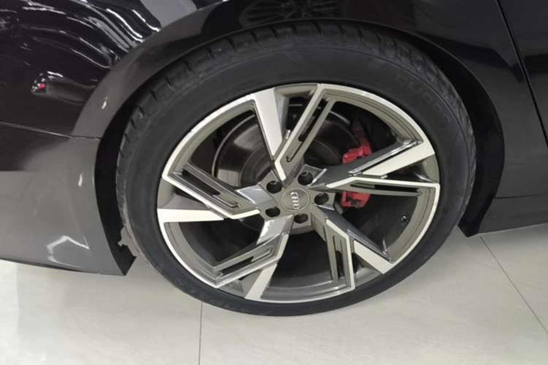 Used Audi A6 2020 Avant Futurist 45 TFSI Prestige Dynamic Edition Exterior 5