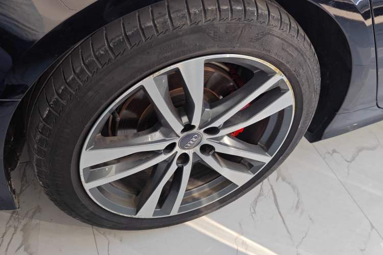 Used Audi A6 2020 Avant Futurist 45 TFSI Prestige Dynamic Edition Exterior 5