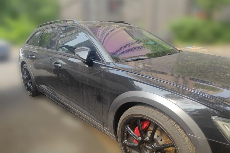 Used Audi A6 2020 allroad quattro Explorer 55 TFSI Prestige Off-Road Model Front Right 45 Deg