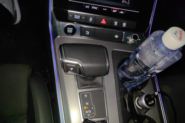 Used Audi A6 2020 Avant Futurist 45 TFSI Prestige Dynamic Edition Gear Lever