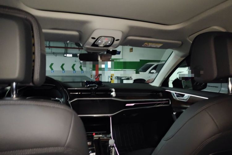 Used Audi A6 2020 allroad quattro Explorer 55 TFSI Prestige Off-Road Model Headliner