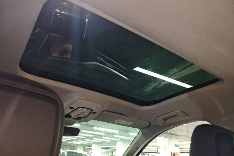 Used Audi A6 2020 allroad quattro Explorer 55 TFSI Prestige Off-Road Model Headliner